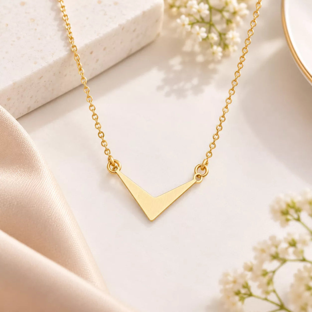 Arrowhead Pendant Necklace