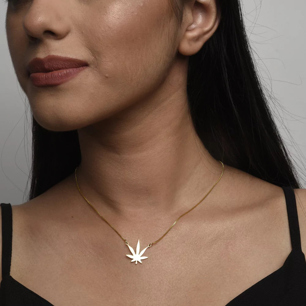 Flowstone Hemp Leaf Pendant Necklace - Natural  Boho Jewelry for Women