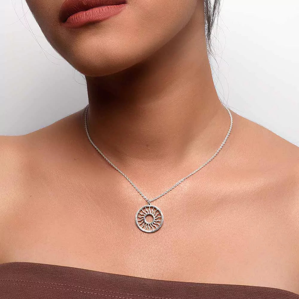 Apollo Sun Pendant Necklace - Radiant Celestial-Inspired Jewelry for Women