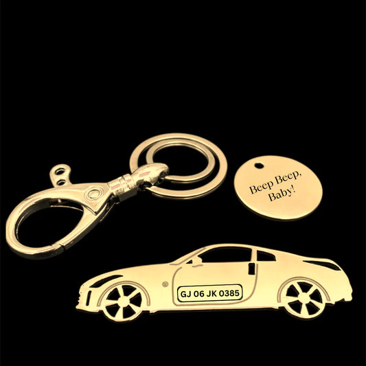 Nissan 350Z keychain in stainless steel with personalized name engraving