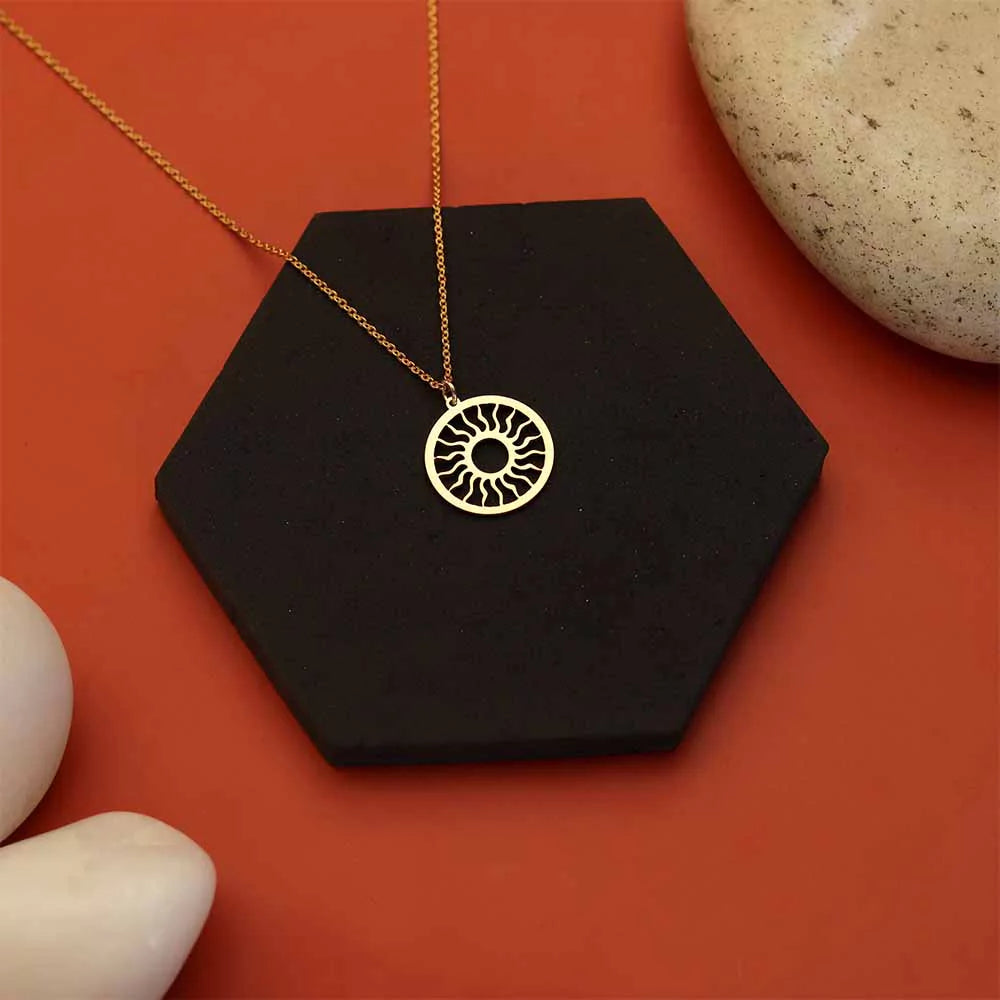 Apollo Sun Pendant Necklace - Radiant Celestial-Inspired Jewelry for Women