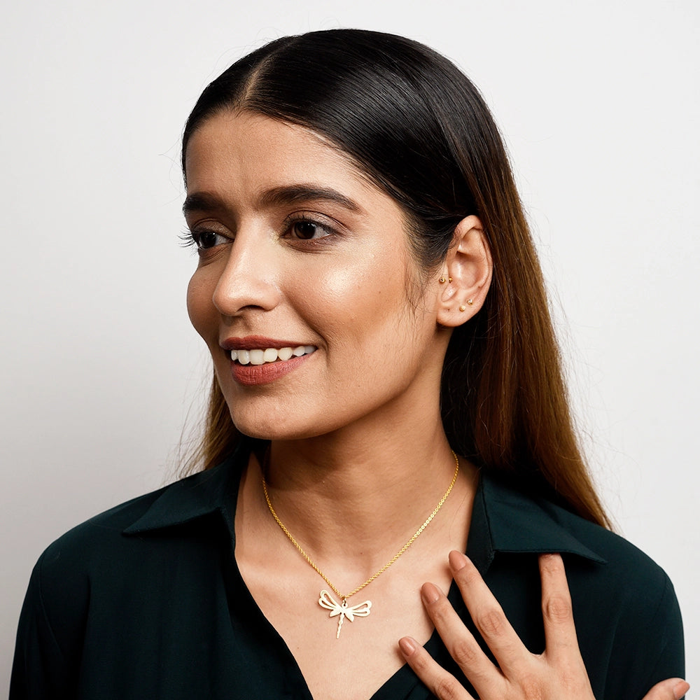 Dragonfly Necklace Dragonfly Pendant Necklace Elegant Dragonfly Jewelry High-Quality Metal Necklace Charming Necklace Design Nature-Inspired Jewelry Sophisticated Dragonfly Accessory