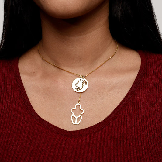 Forever Love Necklace Heart-Shaped Pendant Necklace Timeless Love Jewelry High-Quality Metal Necklace Elegant Heart Necklace Adjustable Chain Necklace Romantic Gift Idea