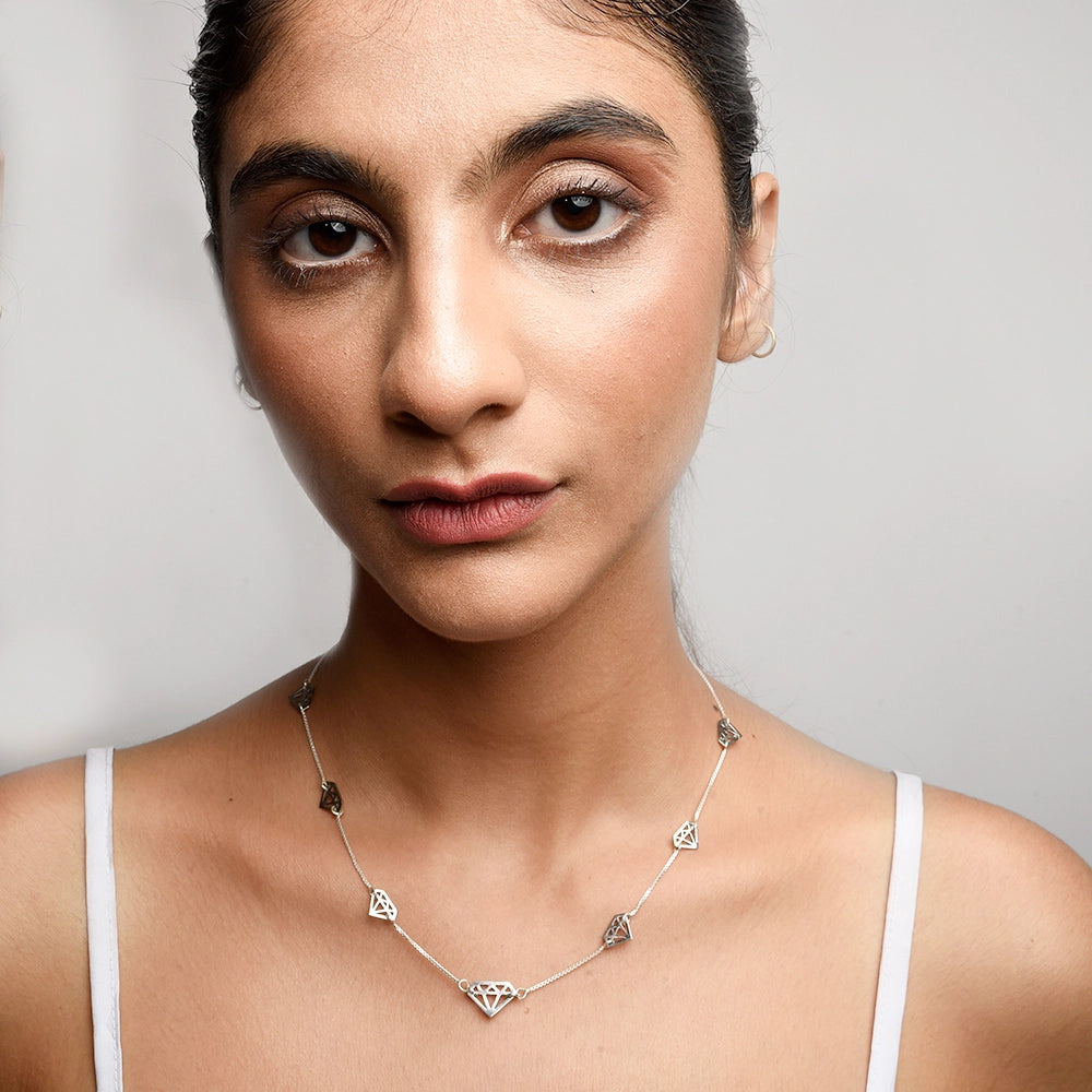 Diamonds Are Forever Necklace Simulated Diamond Necklace Elegant Diamond Pendant Luxury Jewelry Classic Design Necklace Sparkling Necklace High-Quality Jewelry Piece