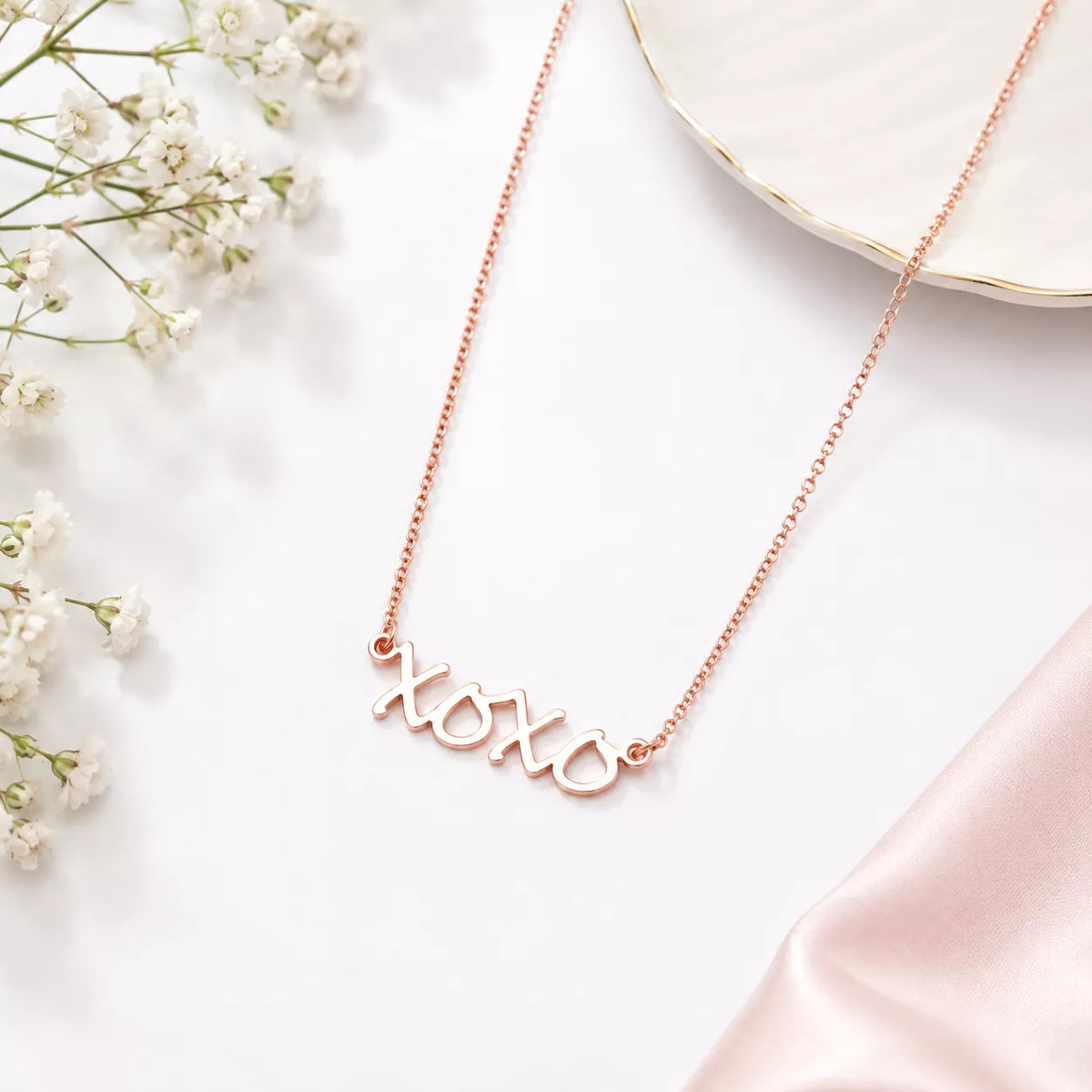 XoXo Pendant Necklace