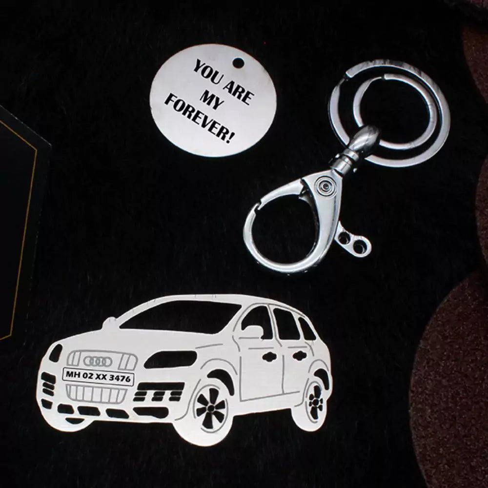 Audi Q7 2013 keychain – keeps your cherished car memories close
