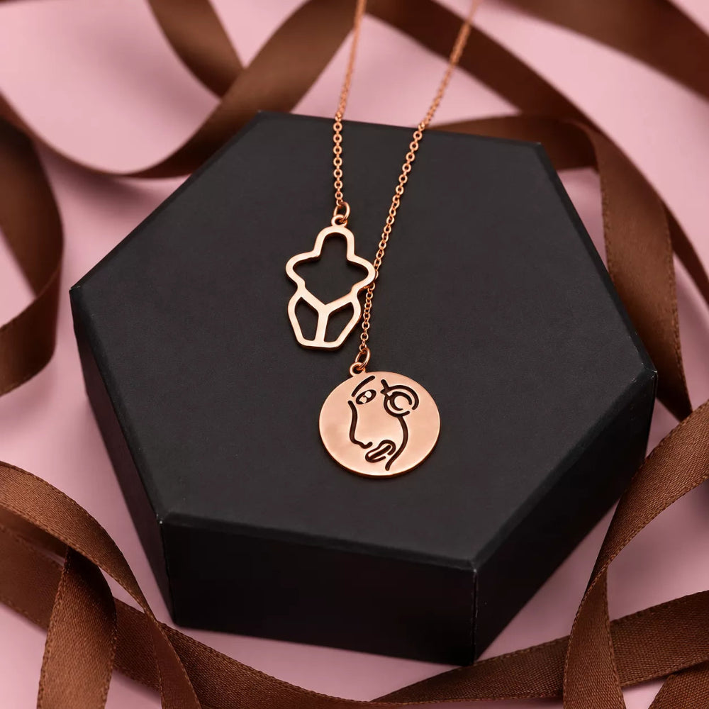 Feminity Necklace