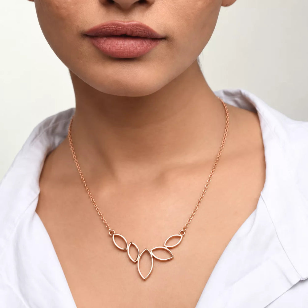 Leaves Pendant Necklace