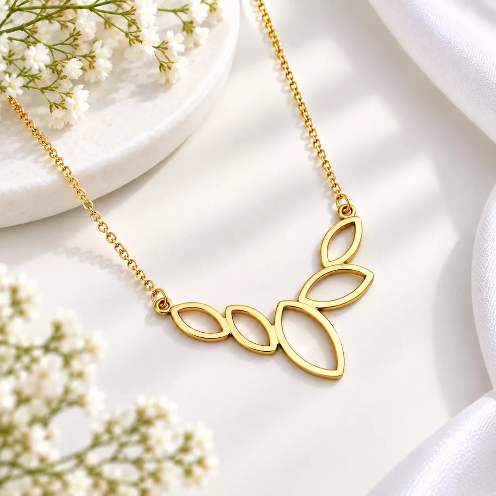 Leaves Pendant Necklace