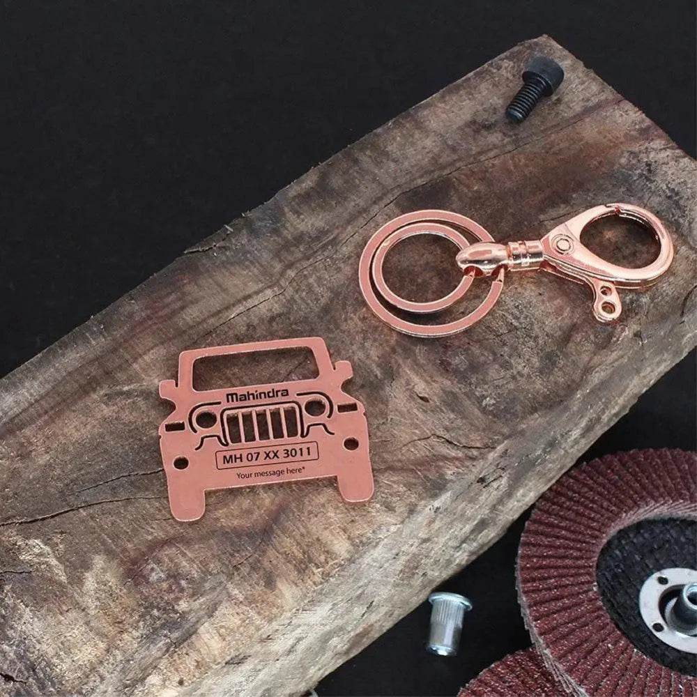 Mahindra Thar metal keychain for everyday car keys