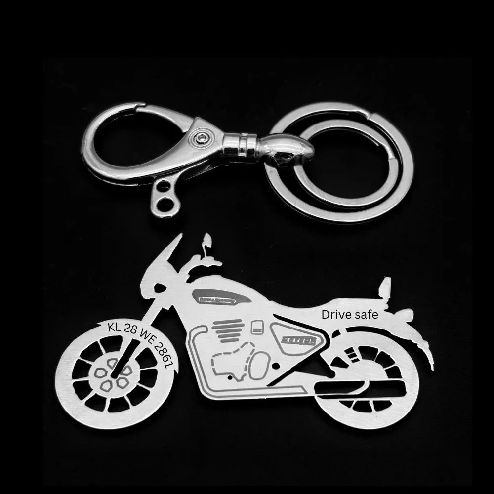 Custom engraved Royal Enfield Meteor 350 Supernova keychain with personalized name and motorcycle number plate design