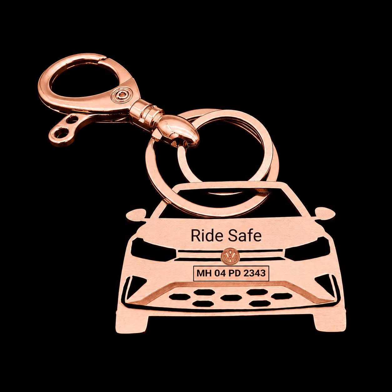 Personalized Volkswagen Jetta 2025 metal keychain with custom name and number plate engraving in premium finish
