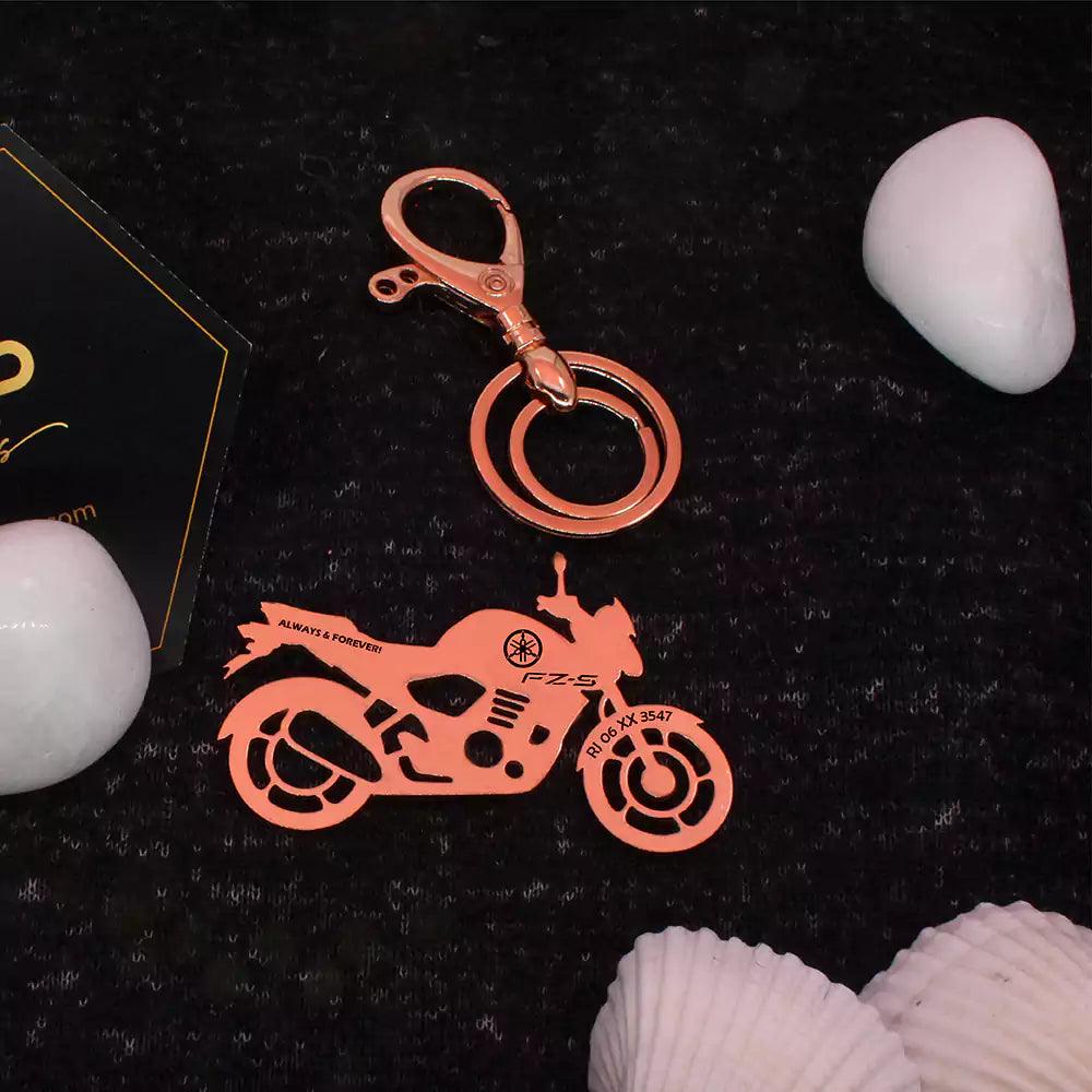 Personalized Yamaha FZ-V3 keychain with custom name engraving